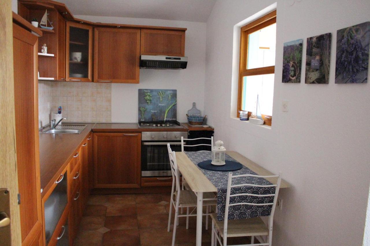 Apartment Lilly Nerezine Kültér fotó